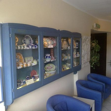 Hotel La Baia Ponza Eksteriør billede