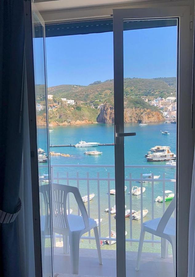 Hotel La Baia Ponza Eksteriør billede