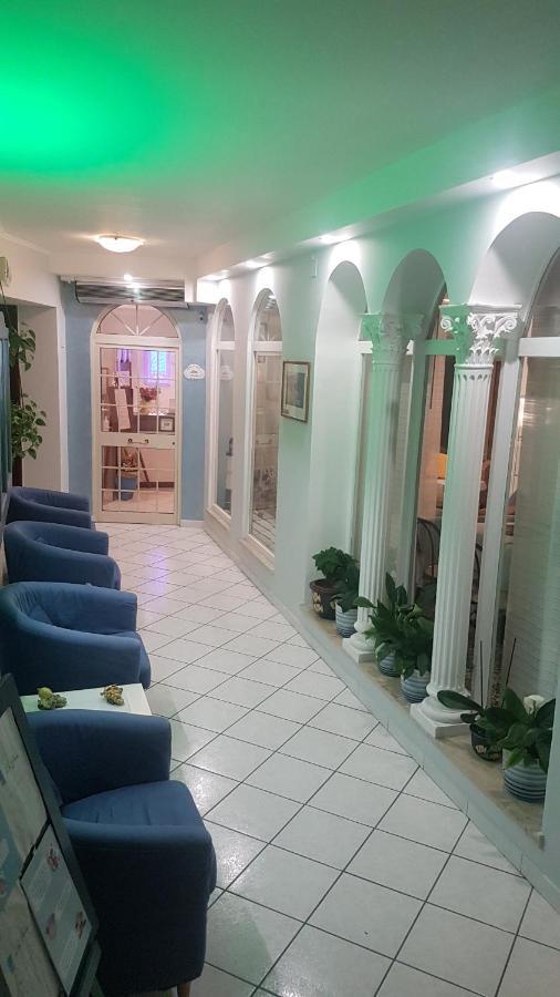Hotel La Baia Ponza Eksteriør billede