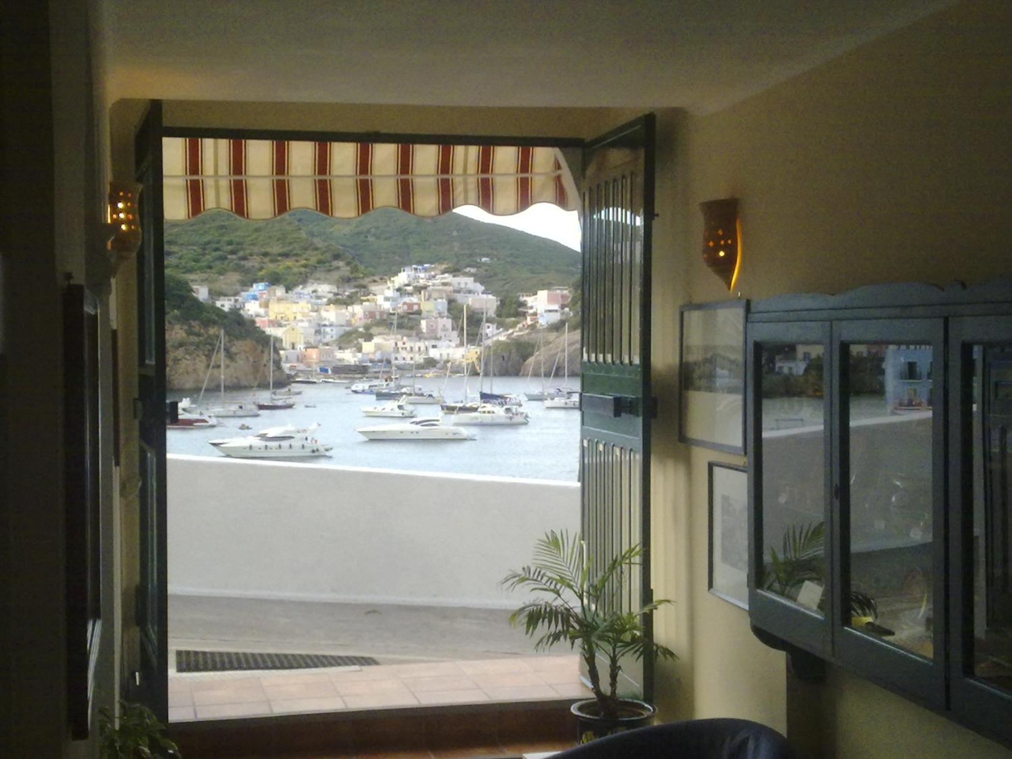Hotel La Baia Ponza Eksteriør billede