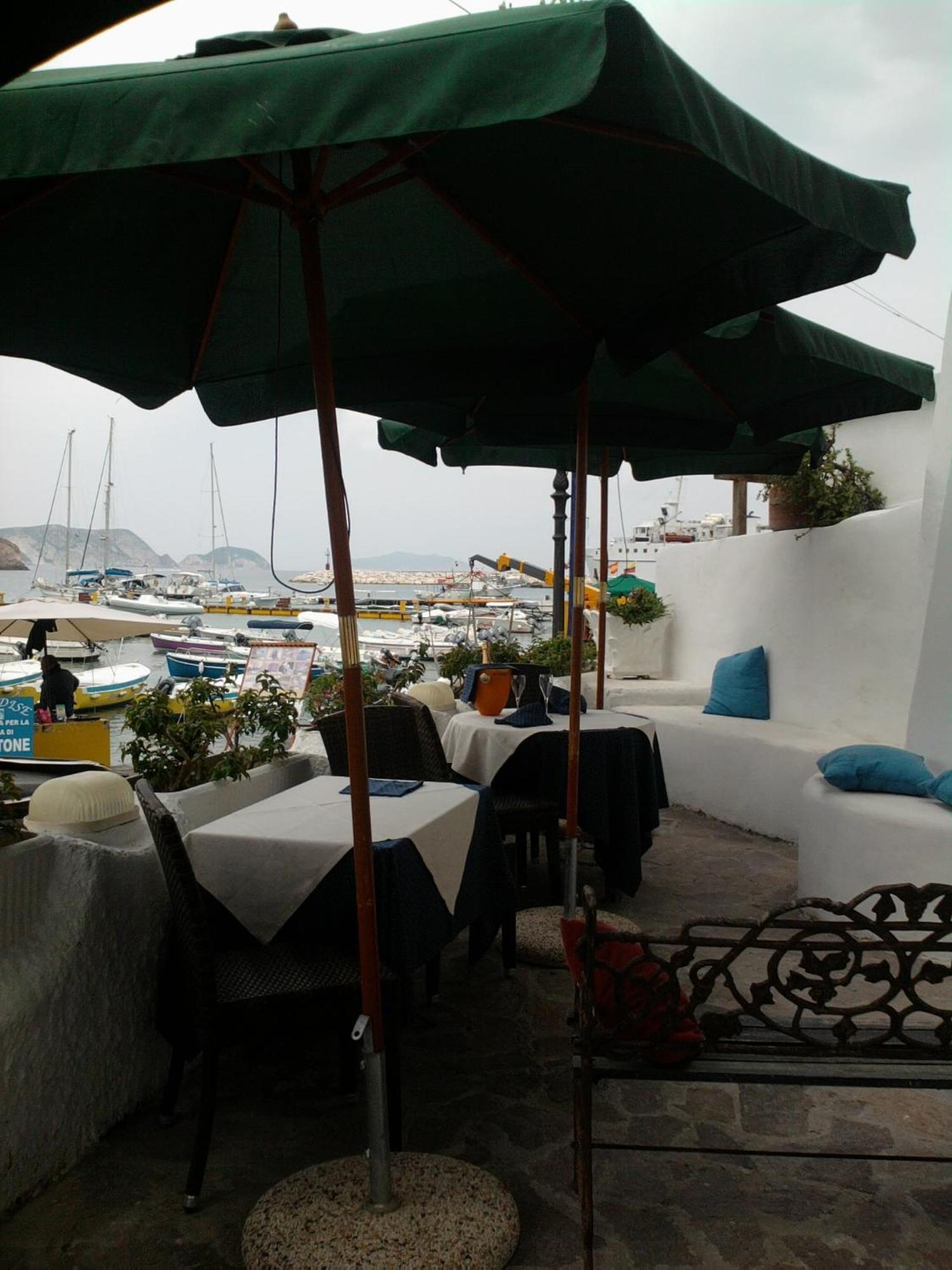 Hotel La Baia Ponza Eksteriør billede