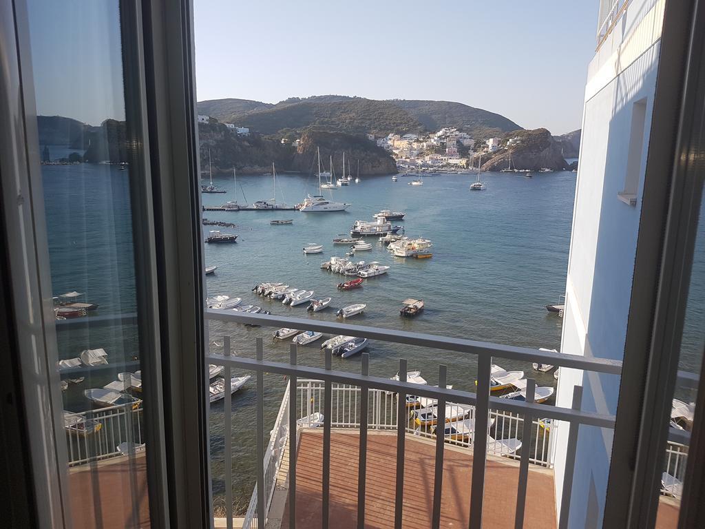 Hotel La Baia Ponza Eksteriør billede