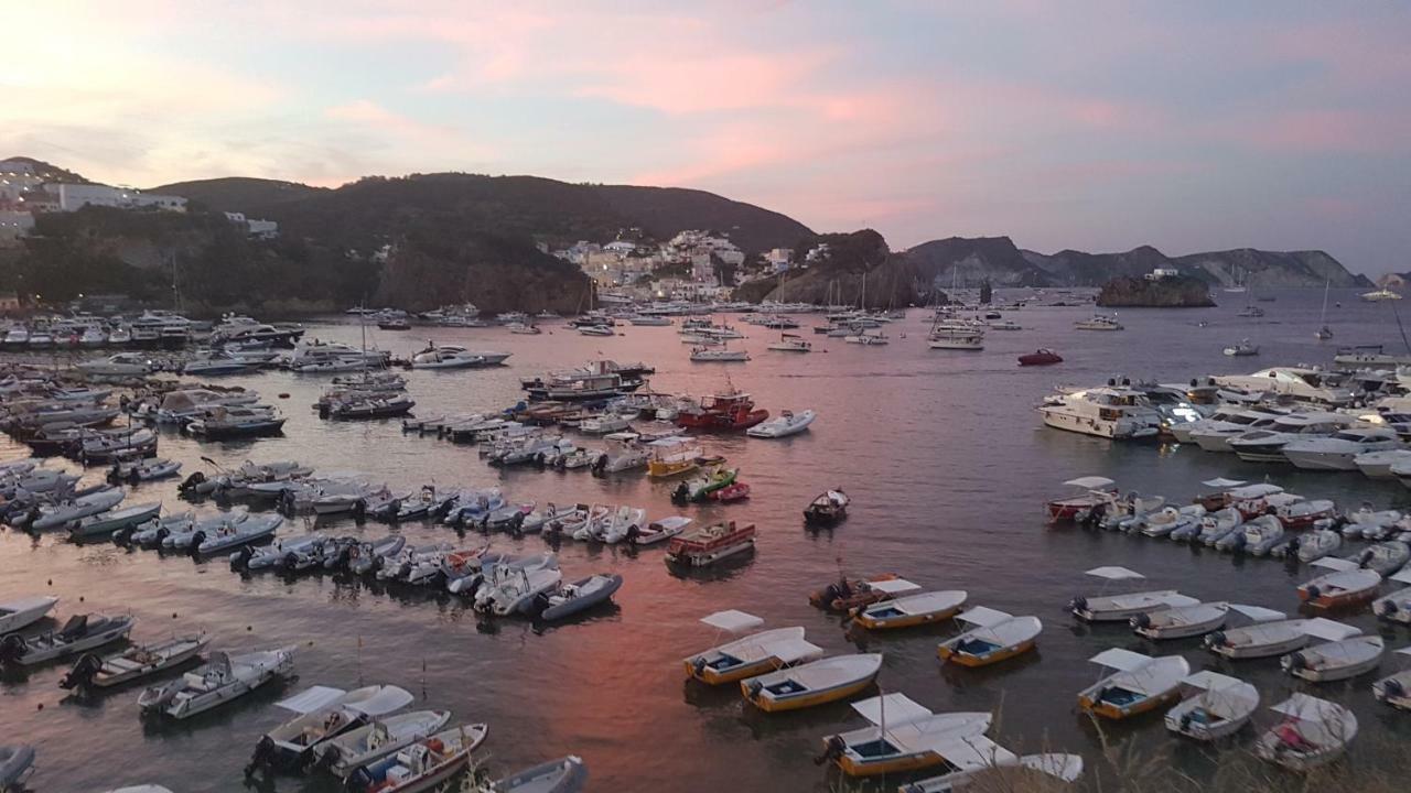 Hotel La Baia Ponza Eksteriør billede